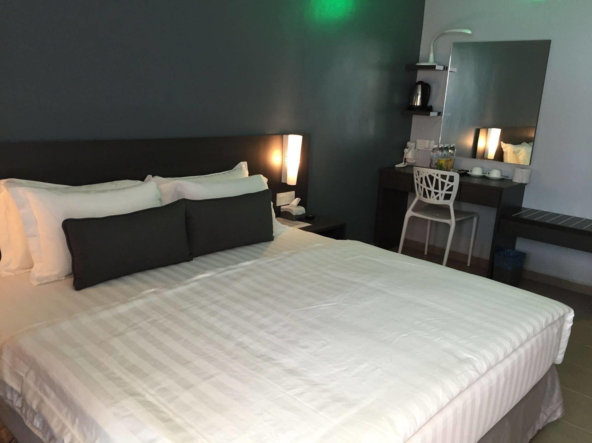 G Langkawi Motel Куах Екстер'єр фото